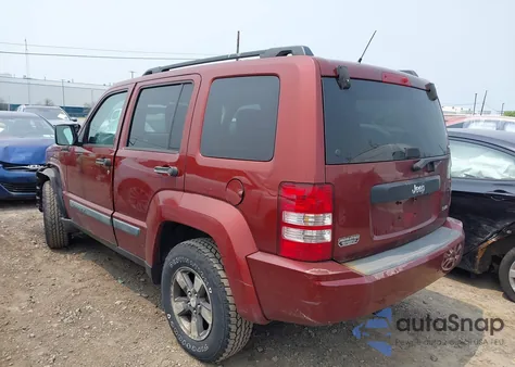 2008 Jeep Liberty Sport z USA, uszkodzony, nr VIN 1J8GP28K48W166843